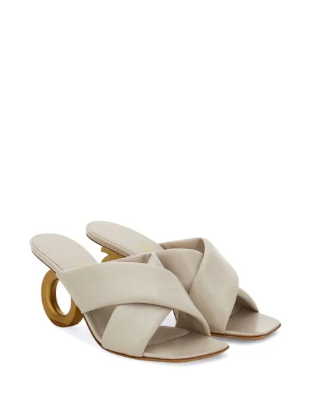 Sandale Ferragamo