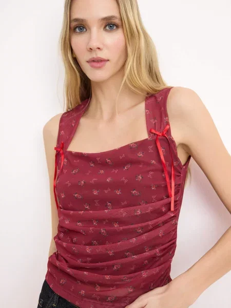 Trendyol Top verde / burgundy roșu