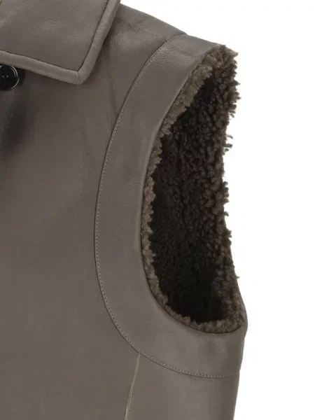Haină din piele de oaie Max Mara cu două rânduri de nasturi din piele de oaie verde