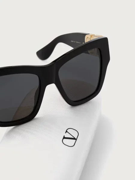 Солнцезащитные очки Valentino Eyewear