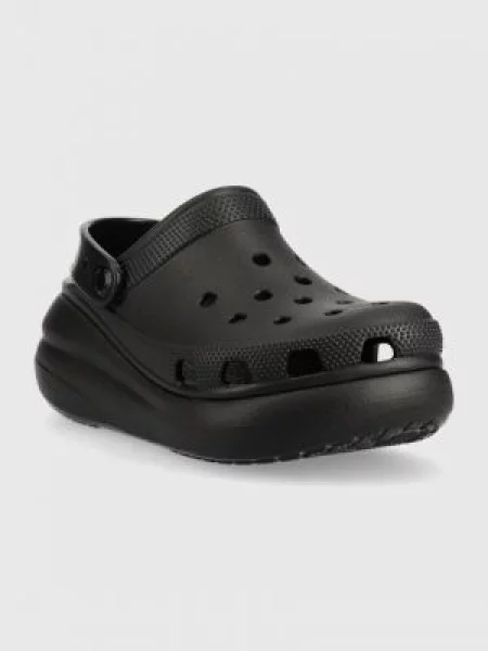 Классические шлепанцы Crocs на платформе черные