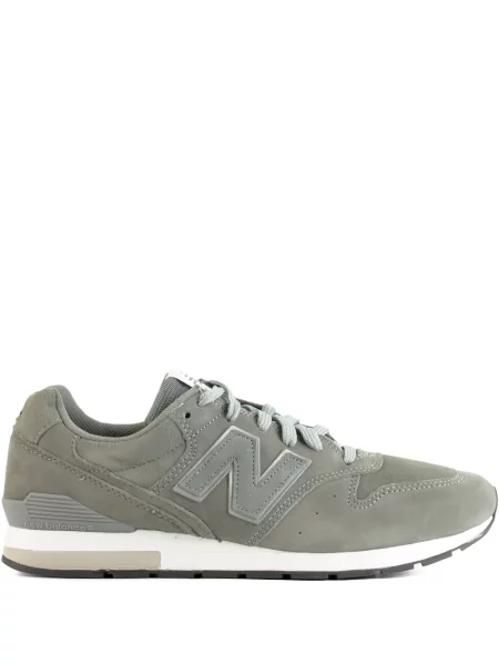Sneakerși New Balance 996 din piele de căprioară alb