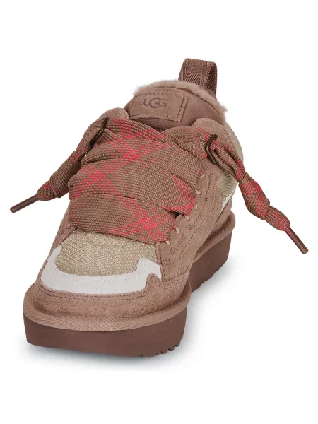 Pantofi Ugg maro