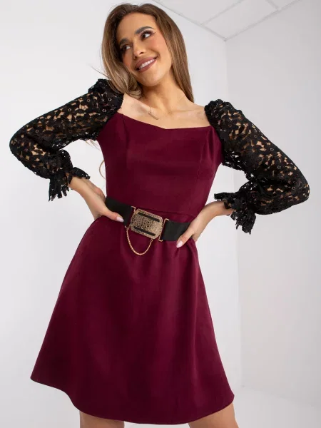 Obleka obleka Lakerta bordo