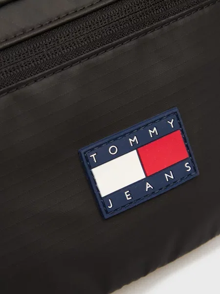 Поясна сумка Tommy Jeans чорна