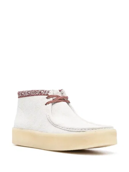 Raštuotos aulinukai Clarks Originals su paisley raštu apkarpytas balta