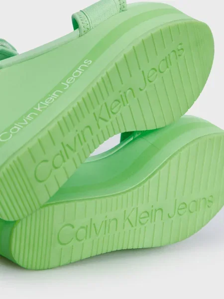 Босоножки Calvin Klein Jeans на танкетке зеленые