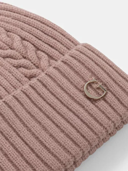 Шапка Guess розовая