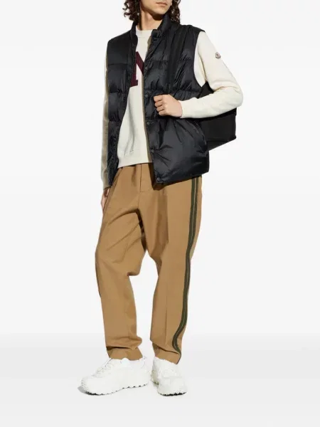 Matlasat vestă Moncler negru