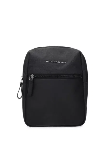 Geantă crossbody Piquadro cu autograf negru