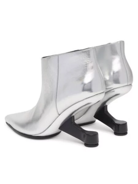 Polokozačky United Nude