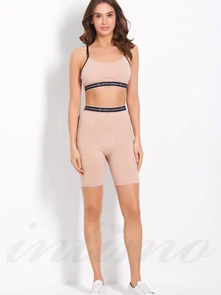 Комплект: топ и шорты чорний