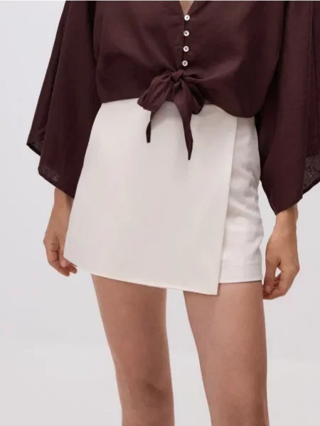 Reserved Спідниця-шорти з кремовий 