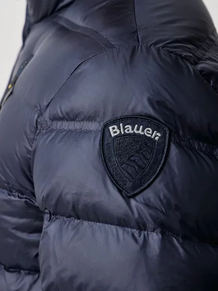 Blauer пухова куртка