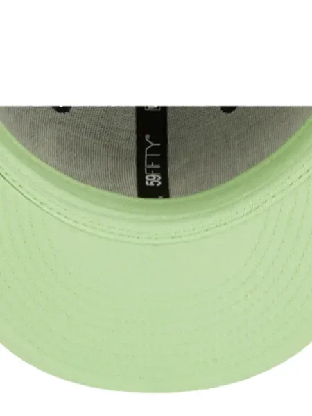 Шапка с козирки New Era Cap черно