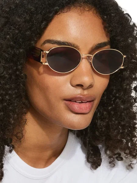Солнцезащитные очки Kurt Geiger London
