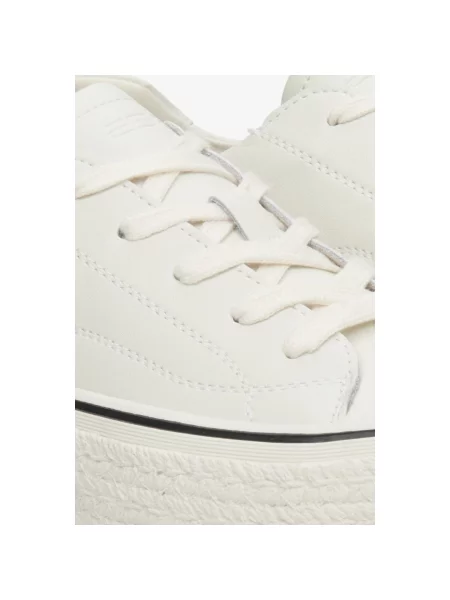 Кеди шкіряні на платформі молочні Estro білі