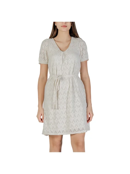 Rochie Vila cu decolteu în V bej