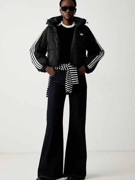 Adidas Originals kratka jakna Adicolor črna
