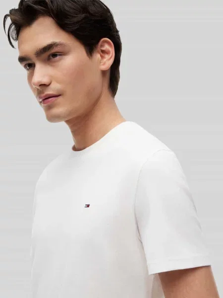 T-shirt o kroju slim fit z czystej bawełny w zestawie 2 szt. Tommy Jeans biała