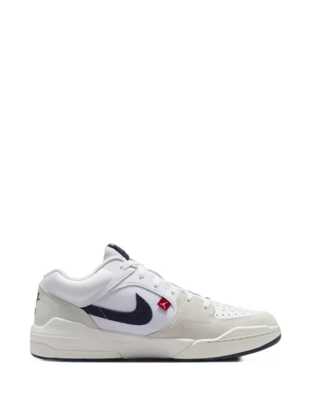 Sneakerși Jordan alb