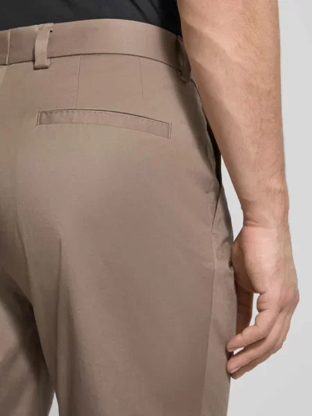 Spodnie z zakładkami w pasie o kroju slim fit z mieszanki bawełny model GENRICH' Hugo