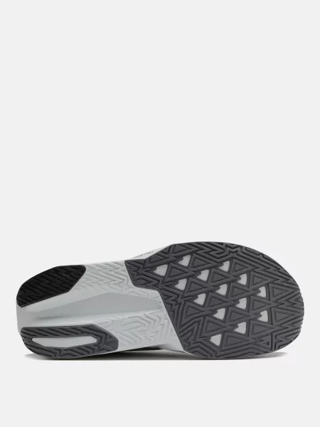 Кроссовки New Balance FuelCell серые
