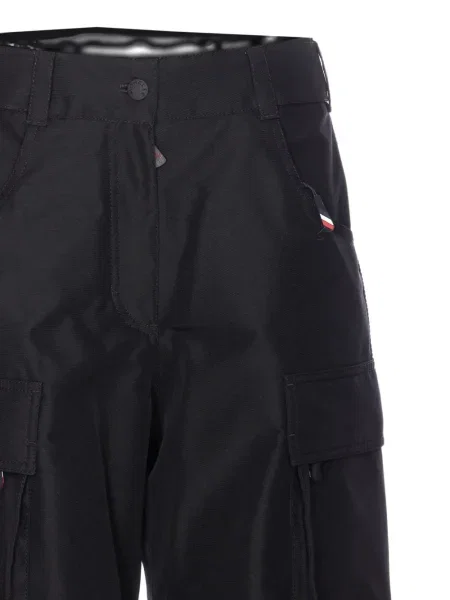 Sínadrág Moncler Grenoble autogrammal fekete