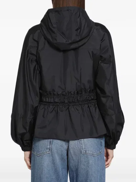 Parka Moncler s kapucí s volány černá