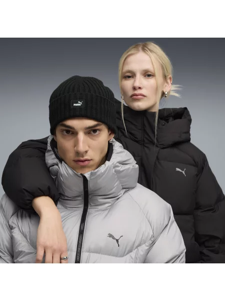 Prążkowana czapka beanie Essentials czarna