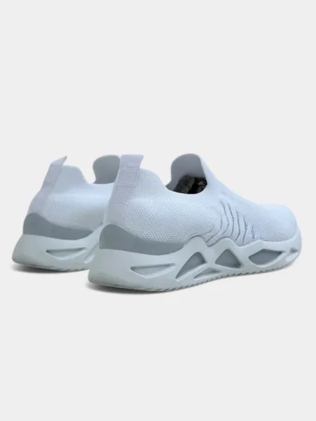 Slip-on маратонки Resti бяло