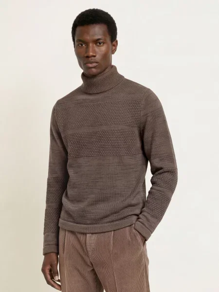 S. N. S. Herning Sweter braun brązowy