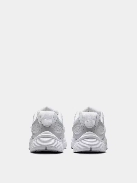Кроссовки Nike белые