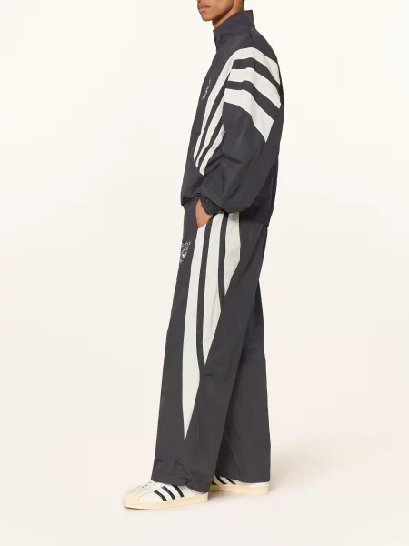 Sportovní kalhoty Adidas Originals šedý