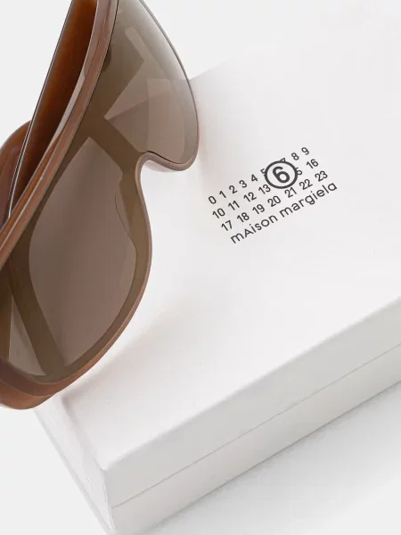 Солнцезащитные очки Mm6 Maison Margiela коричневые