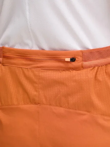 Pantaloni scurți The North Face portocaliu