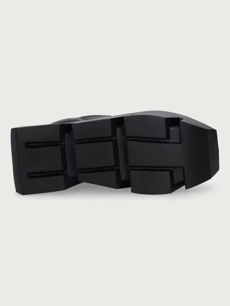 Кожаные кроссовки United Nude