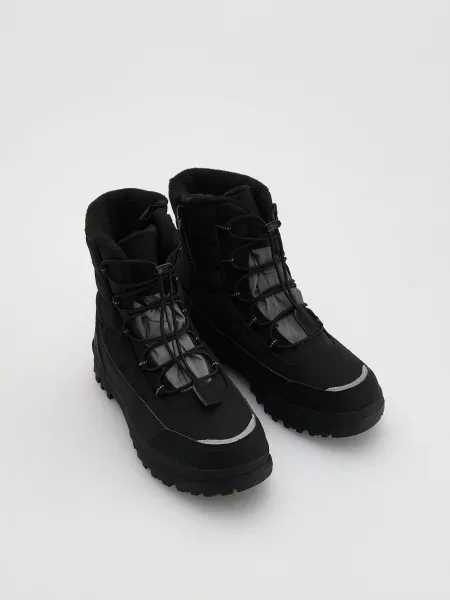 Reserved Класичні черевики до кісточки чорний