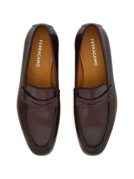 Loafersy Ferragamo hnedá