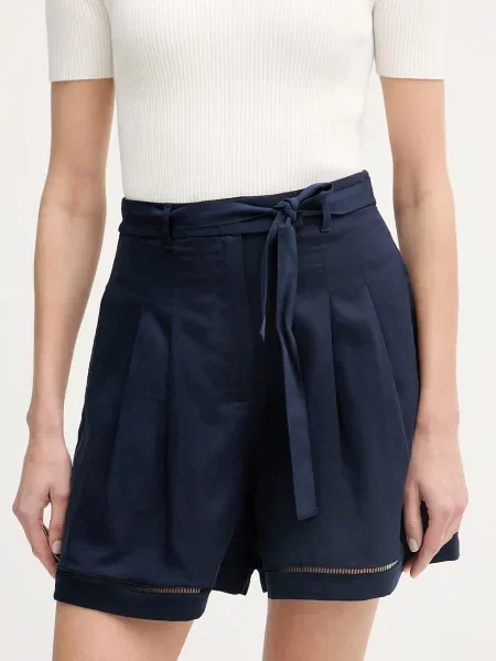 Lacoste pantaloni scurți pentru femei cu lyocell