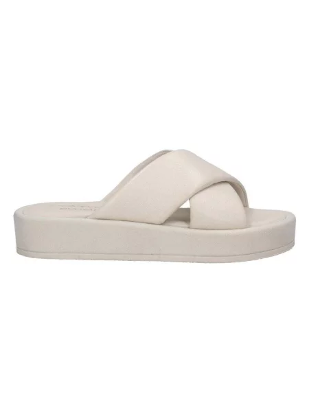 Bačkory Bagatt bílé