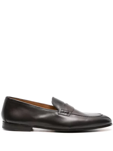 Pantofi loafer Doucal's din piele de lac maro