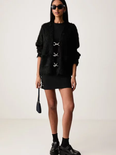 The Ragged Priest rochie din cu negru