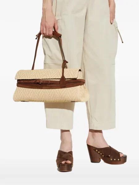 Curea Moschino
