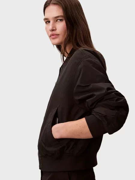 Джинсова куртка Calvin Klein Jeans чорна