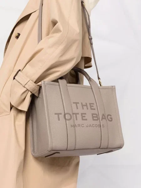 Kožená malá kožená taška Marc Jacobs hnědá