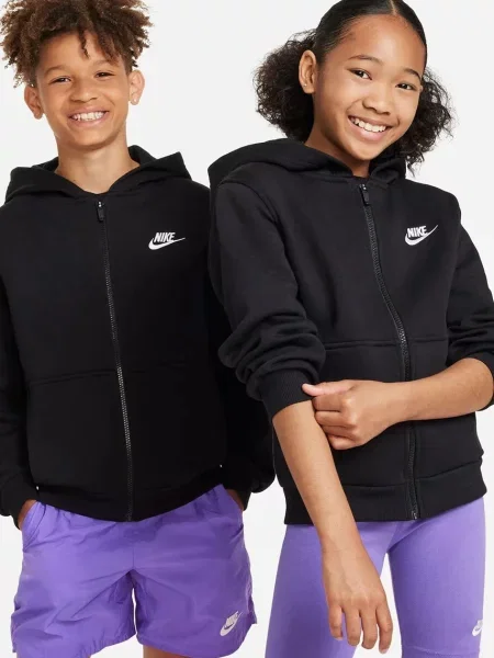 Nike melegítőfelső kapucnival gyerek pamuttal Sportswear Club Fleece fekete