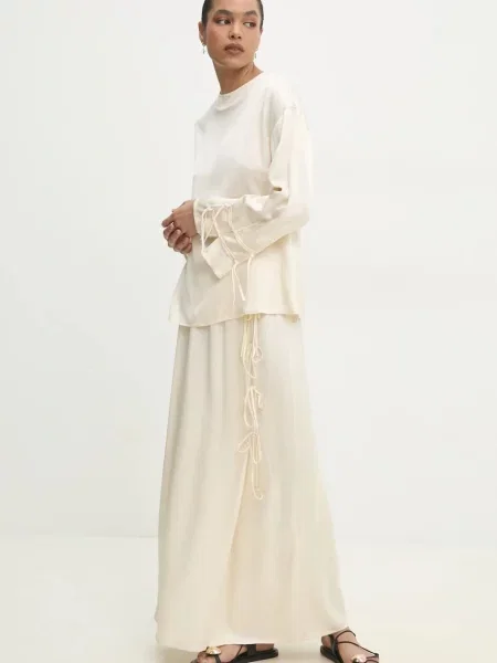 Блуза Answear Lab с изчистен дизайн бежово