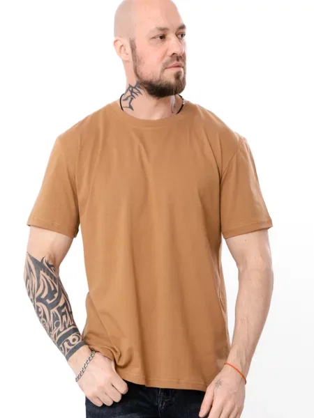 Футболка носи своє коричневая