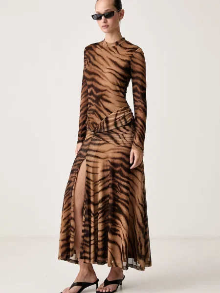 Bardot rochie maro